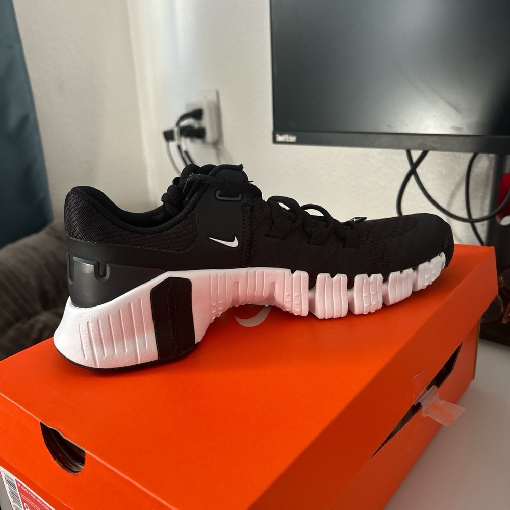 Nike Metcon Black Women’s size 8